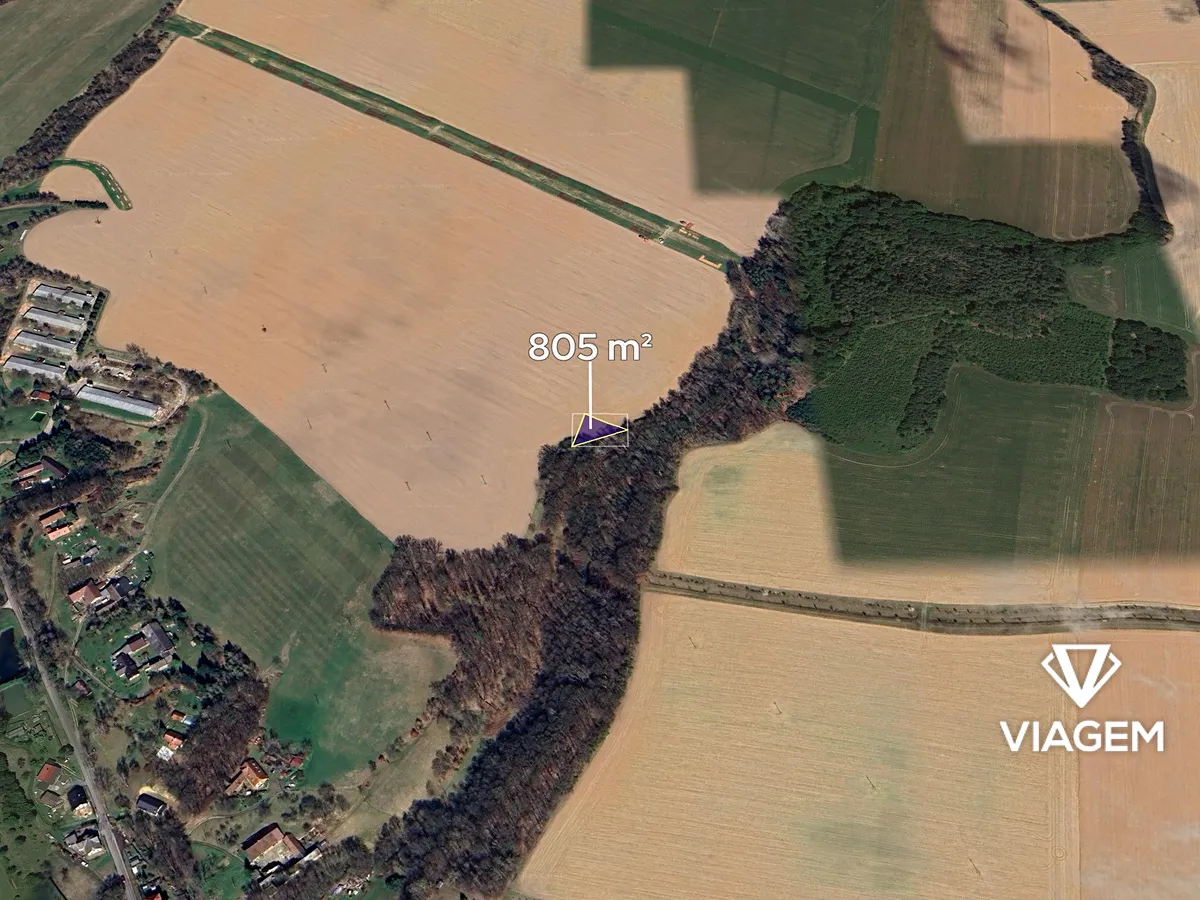 Prodej podílu 1/3 pole 268 m²